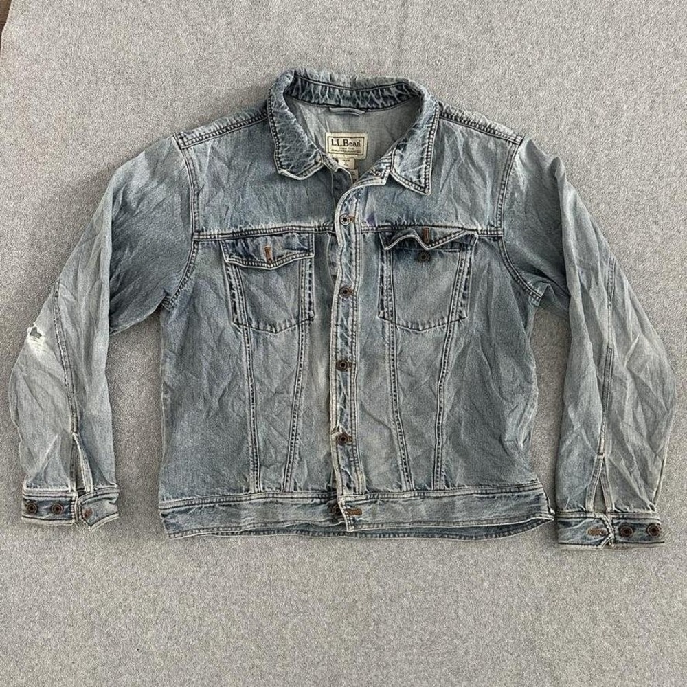 LL‎ Bean Denim Jacket Mens Large Blue Trucker Workwear Distressed Indie Grunge
